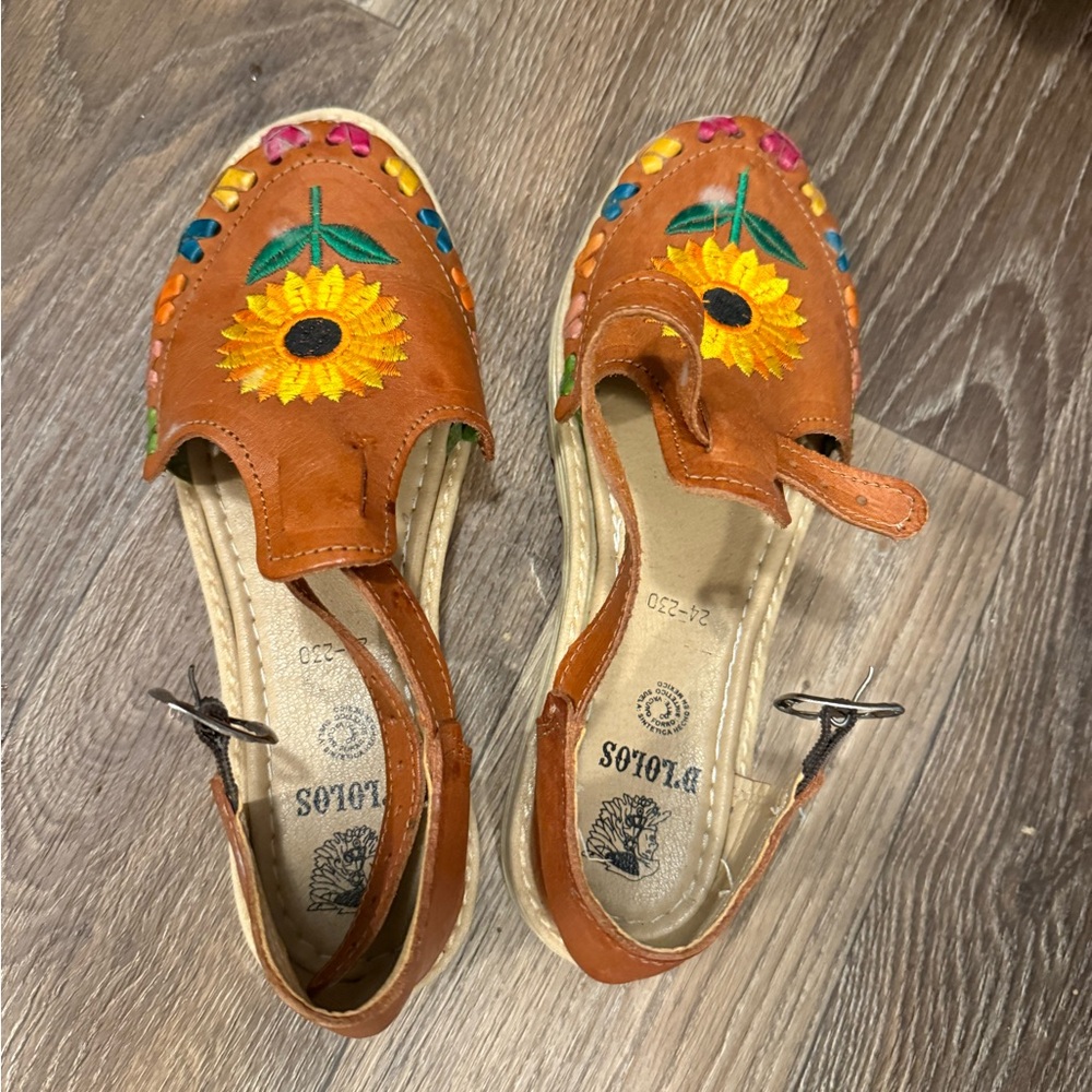 Women's Brown Embroidered Sandals